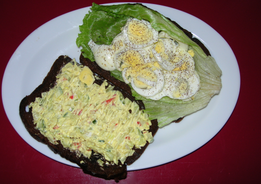 Grilled egg salad